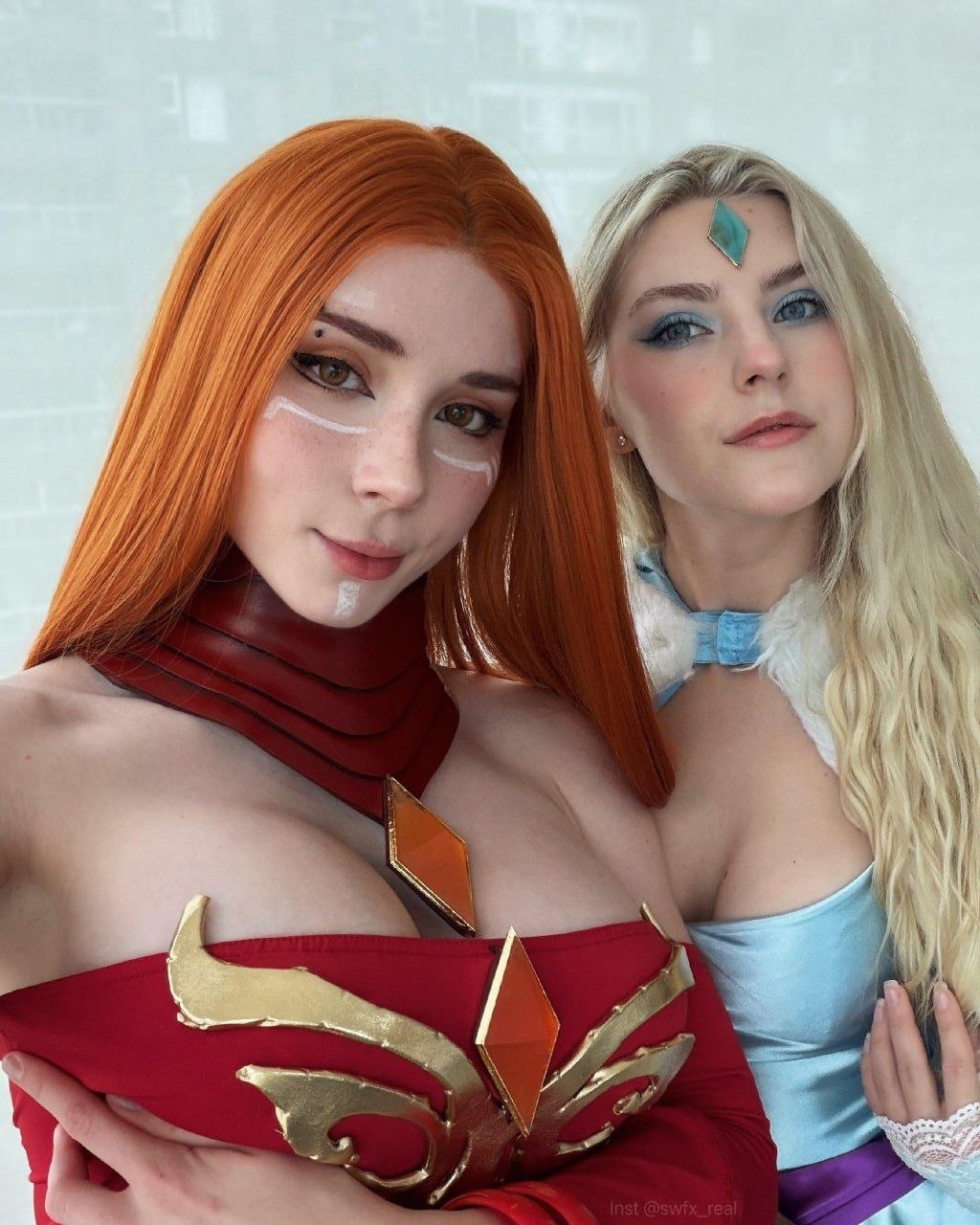 Sweetie Fox и Eva Elfie сделали парный косплей на Lina и Crystal Maiden из Dota 2 в честь…