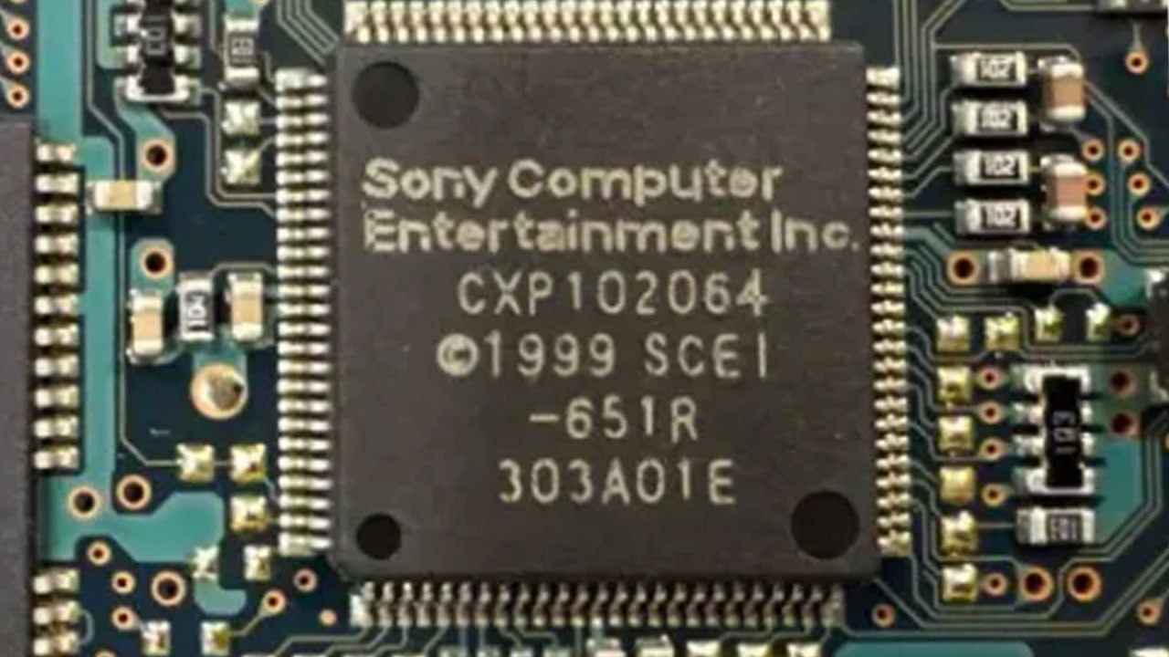 Исследователи извлекли прошивку одного из последних закрытых компонентов PlayStation 2